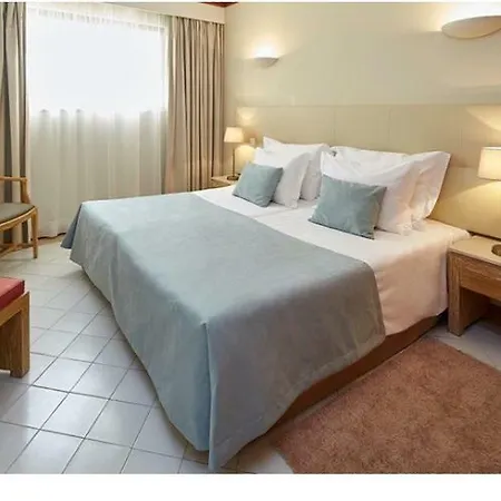 Luna Clube Oceano 알부페이라