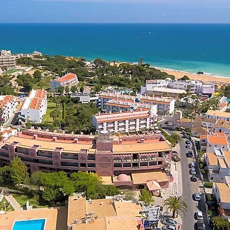 Luna Clube Oceano Aparthotel 3*