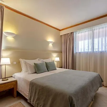 Aparthotel Luna Clube Oceano Albufeira